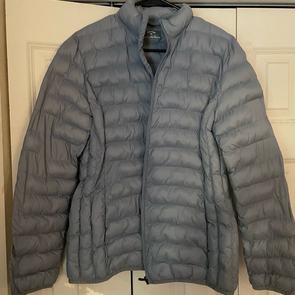 Medium women’s Callaway light puffer jacket